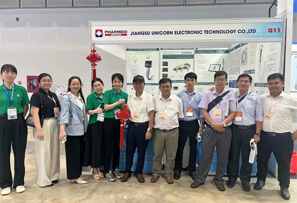 Vietnam Medical Expo Innovative Medical Devices (11)