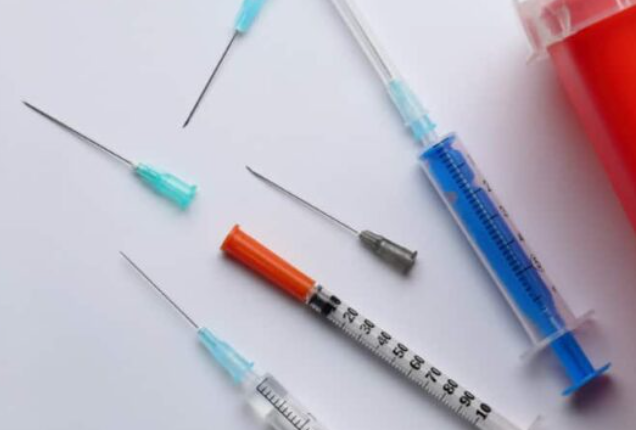 Surgical Blade Disposal Safety